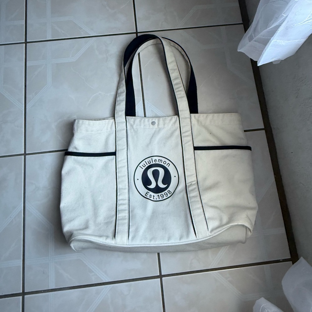 Lululemon Canvas Tote